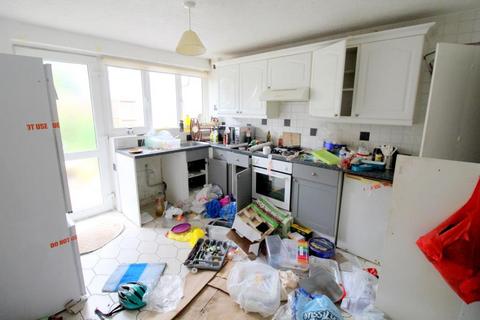 5 Hinksey Close, Slough, SL3 8EB