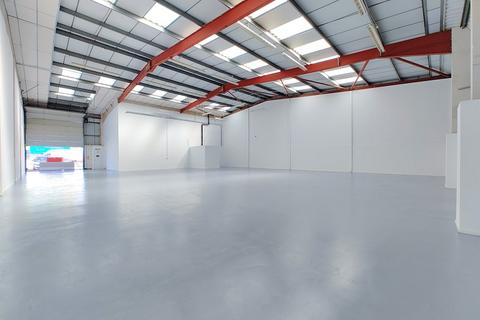 Industrial unit to rent, Kendal Court, London W3