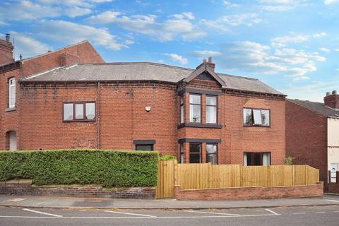 3 bedroom end of terrace house for sale, Church Lane, Normanton, West Yorkshire