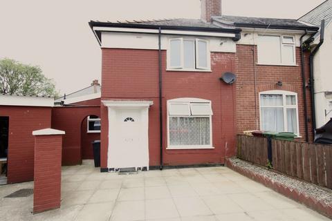 2 bedroom end of terrace house to rent, Arundel Street, Bolton, BL1