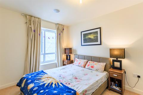 1 bedroom apartment for sale, East Drive, Colindale, NW9