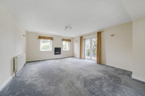 3 bedroom bungalow for sale, East Drive, East Brent, Highbridge, TA9