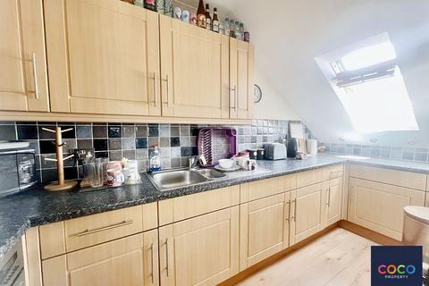 2 bedroom flat for sale, Clifton Place, Weymouth DT4