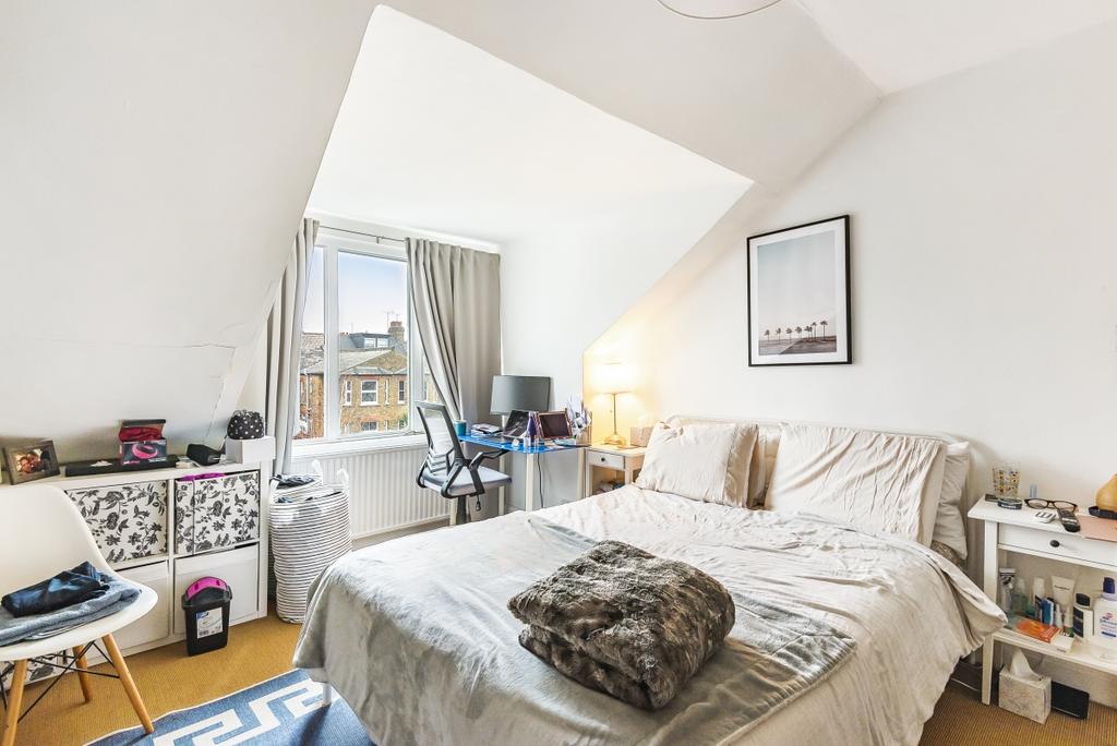 Curzon Road Muswell Hill N10 1 bed apartment - £1,600 pcm (£369 pw)