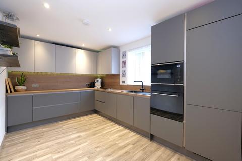 7a The Polygon, Eccles, Manchester, M30 0DS