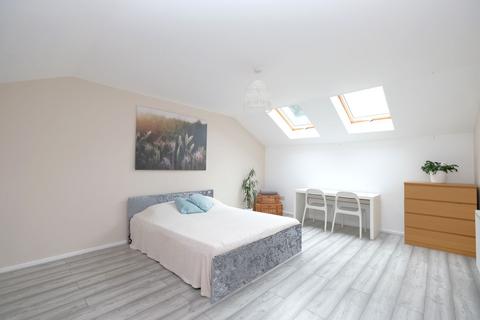 7a The Polygon, Eccles, Manchester, M30 0DS