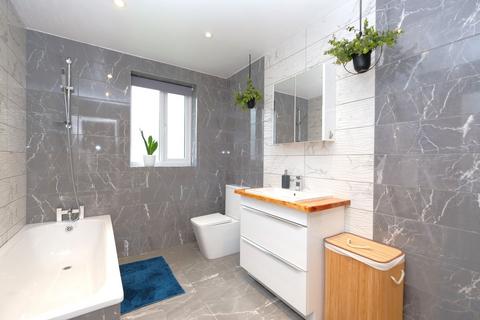 7a The Polygon, Eccles, Manchester, M30 0DS