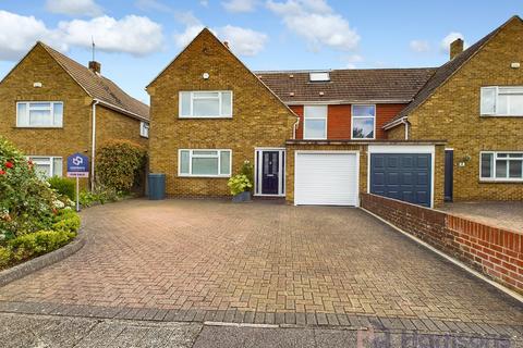 4 bedroom semi-detached house for sale, Grayshott Close, Sittingbourne, Kent, ME10 4PU