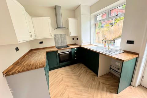 3 bedroom terraced house for sale, Willowfield Road, Halifax HX2