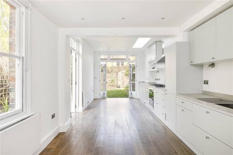 4 bedroom end of terrace house for sale, Chaucer Road, London, SE24