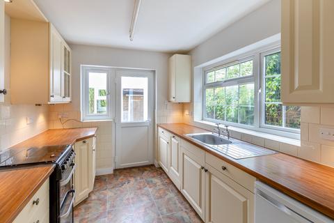 4 bedroom semi-detached house for sale, Chartridge Lane, Chesham