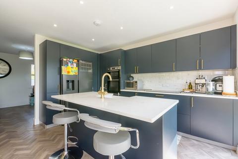 92a Blackfen Road, Sidcup, DA15 8SW