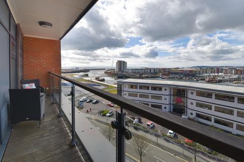 2 bedroom apartment for sale, Kings Road, Swansea, SA1