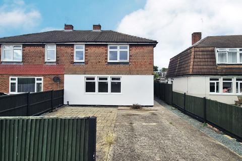 4 bedroom semi-detached house for sale, 59 Wapshott Road, Staines-upon-Thames, Middlesex, TW18 3EP