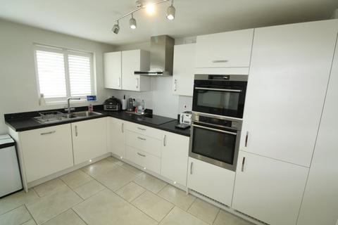 37 Gloster Road, Lutterworth, LE17 4QS