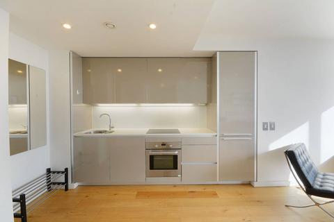 1 bedroom flat to rent, Walworth Road, Elephant and Castle, London, SE1