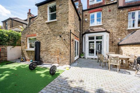 undefined, Boyne Road, Lewisham, London, SE13