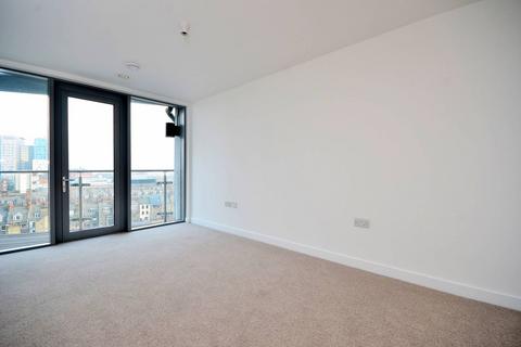 3 bedroom penthouse to rent, Plumbers Row, Aldgate, London, E1