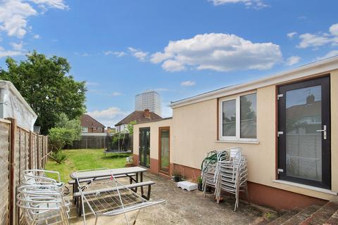 4 bedroom semi-detached house for sale, Aldbury Avenue, Wembley, Middlesex HA9