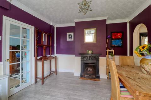 3 bedroom end of terrace house for sale, Brightlingsea CO7