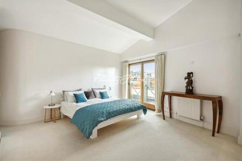 2 bedroom flat to rent, Merchant Court, E1W