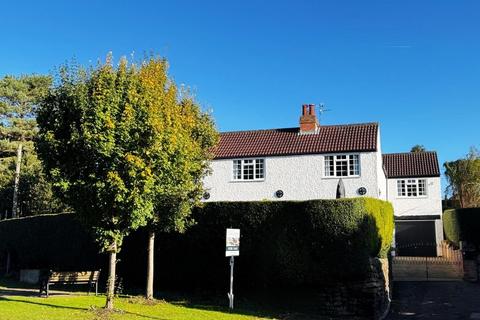 5 bedroom detached house for sale, Main Road, Gedling, Nottingham