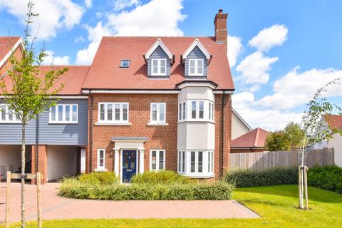 4 bedroom link detached house for sale, Woodlands Park, New Homes