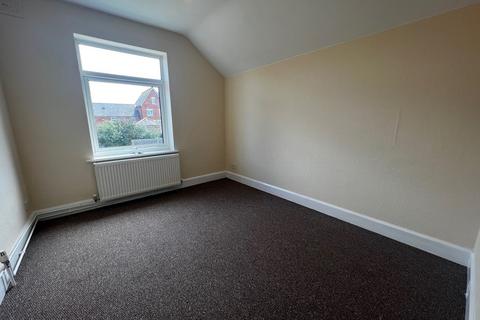 3 bedroom terraced house to rent, Langer Road, Felixstowe IP11