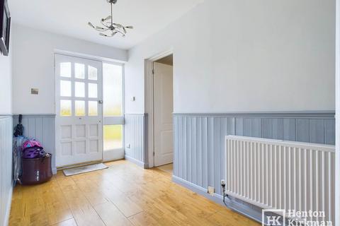 16 Glencree, Billericay, CM11 1EB