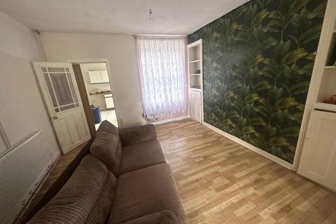 39 Partridge Road, Tonypandy, CF40 2LR