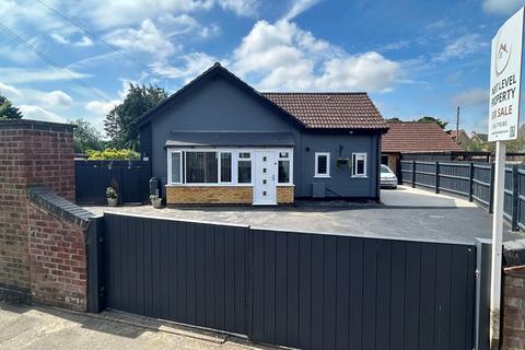 2 bedroom detached bungalow for sale, Benwick Road, Doddington, PE15