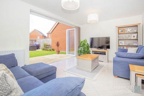 3 bedroom detached house for sale, Great Melton Road, Hethersett