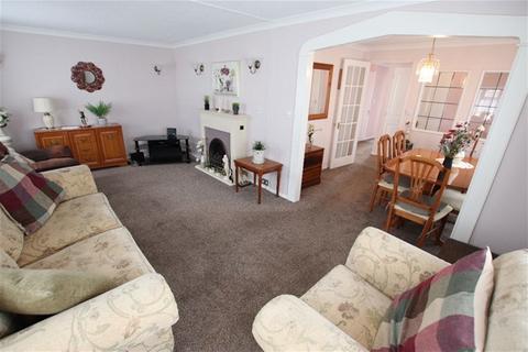 2 bedroom detached bungalow for sale, Sacketts Grove, Clacton on Sea