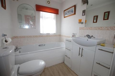 2 bedroom detached bungalow for sale, Sacketts Grove, Clacton on Sea