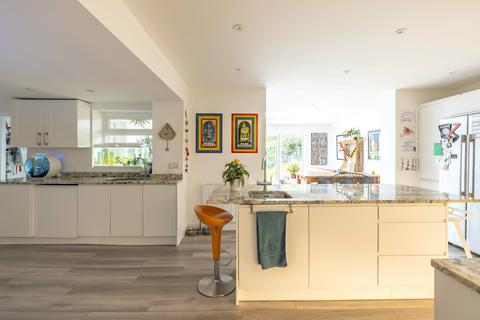 Lodge Cottage Beckspool Road, Frenchay, Bristol, BS16 1NT