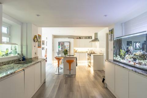 Lodge Cottage Beckspool Road, Frenchay, Bristol, BS16 1NT