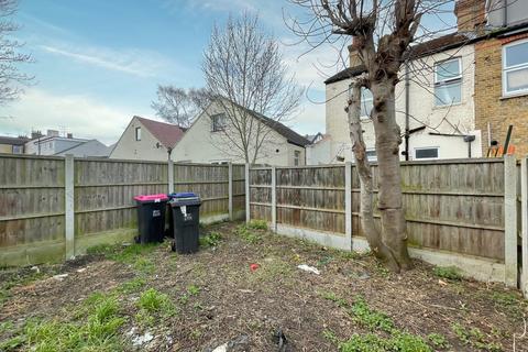 undefined, Beedell Avenue, Westcliff On Sea SS0