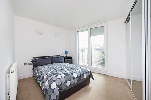 1 bedroom flat for sale, Goswell Road, Angel, London, EC1V