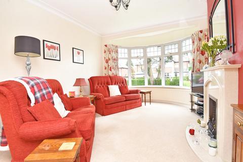 3 bedroom semi-detached house for sale, Woodlands Avenue, Harrogate