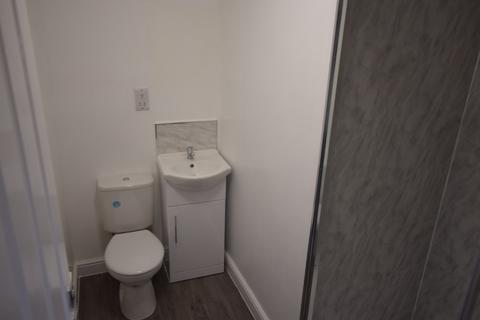 1 bedroom in a house share to rent, West Cotton Close, Northampton NN4