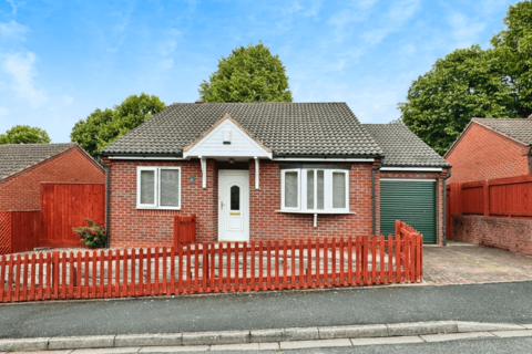 2 bedroom bungalow for sale, Harrison Gardens, Telford TF1