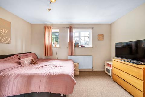 1 bedroom end of terrace house for sale, College Gardens, Tooting SW17