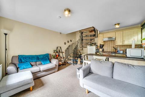 1 bedroom end of terrace house for sale, College Gardens, Tooting SW17