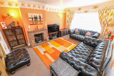 3 bedroom semi-detached house for sale, Glentrammon Road, Orpington