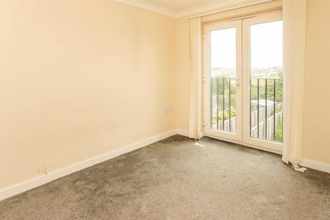 4 bedroom end of terrace house to rent, Talbot Road, Wellingborough NN8