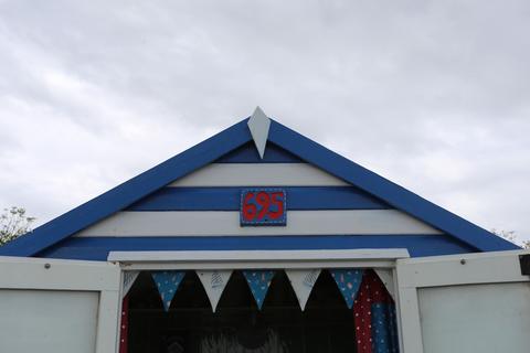 Chalet for sale, Beach hut 695, Felixstowe IP11