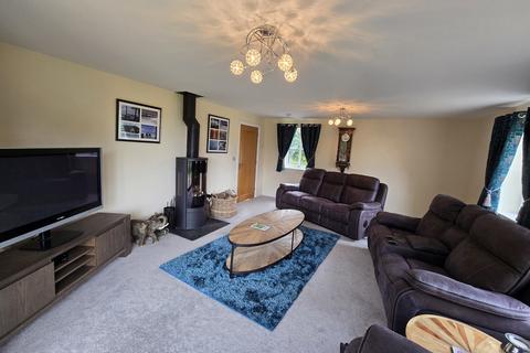 4 bedroom detached house to rent, Harmer Hill, Shrewsbury, Shropshire