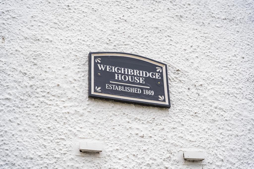 Weighbridge house 39