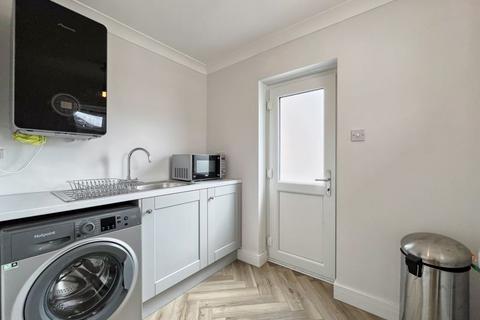 90 Bryncatwg, Neath, SA10 8BH