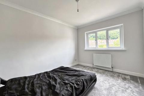 90 Bryncatwg, Neath, SA10 8BH